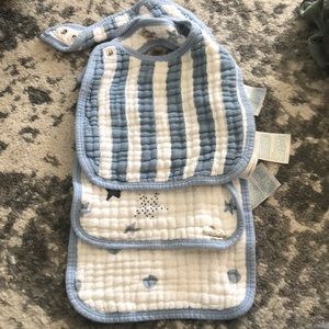 Bibs Aden + Anais barely used great condition